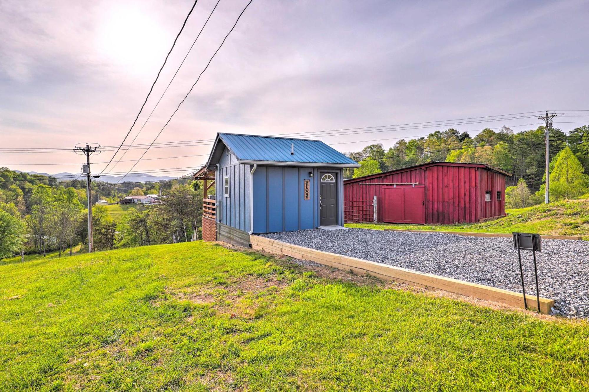 Marshall Studio With Loft, Hot Tub And Views! Exterior foto